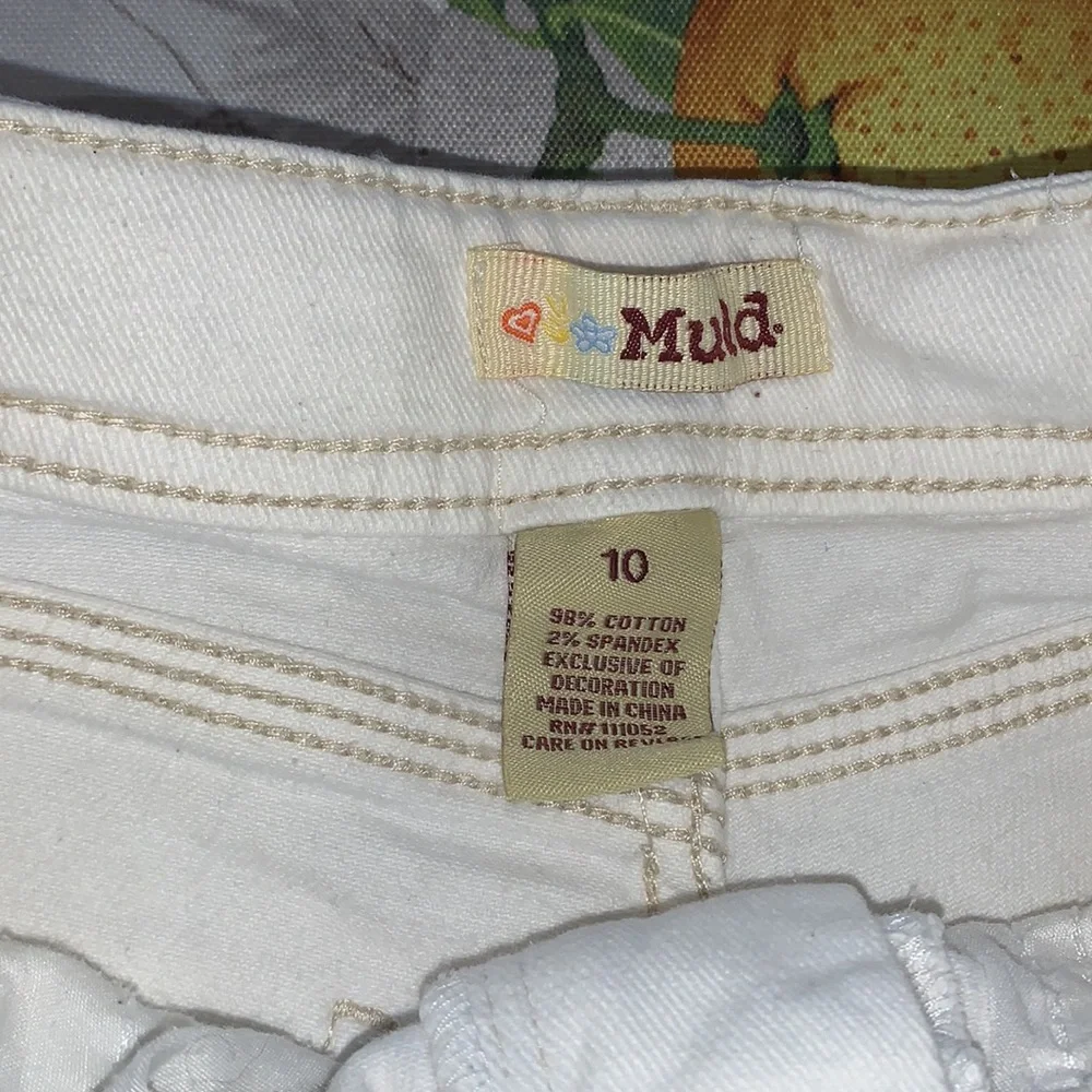 Mudd & Old Navy 2 white adjustable mid length shorts sz Girls 10 EUC